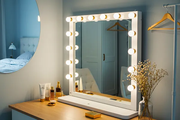 Miroirs de courtoisie hollywoodiens à vendre