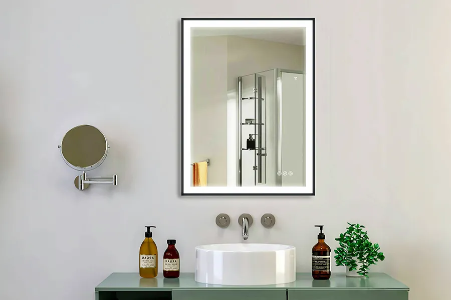 miroir rectangle éclairé par led avec cadre noir